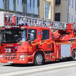Turntable_ladder_Metz,_Scania,_Sweden